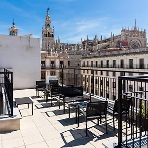 Welldone Cathedral Apartment Sevilla